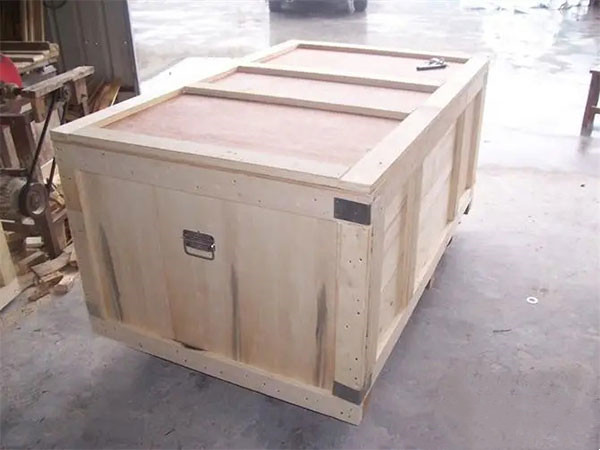 出口木箱2026年新規(guī)解讀：從出口許可證目錄到木質(zhì)包裝檢疫要求